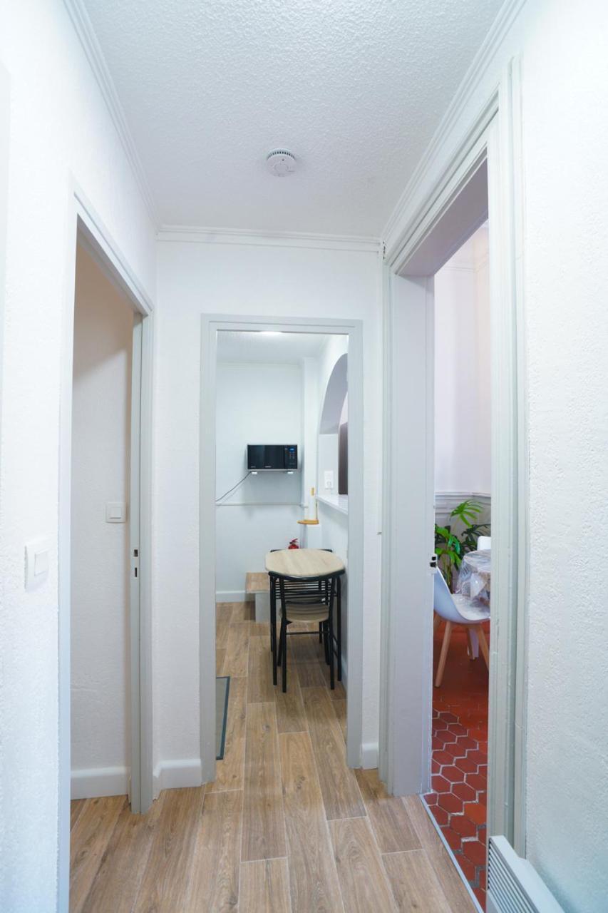 Appartement Du Forum,La Gare, 50 M2 , Climatisation, Garage, Cour Narbonne Luaran gambar